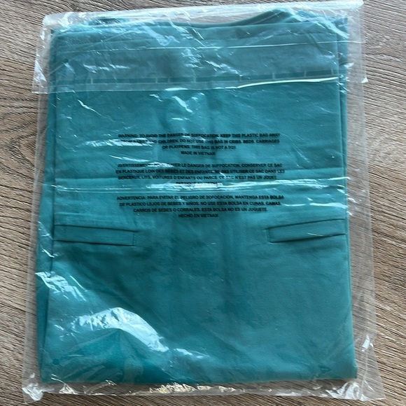 FIGS Casma Three Pocket V-neck Scrub Top Teal Size XS Style FW1100 PO‎ 3334 NWTs - Picture 3 of 4